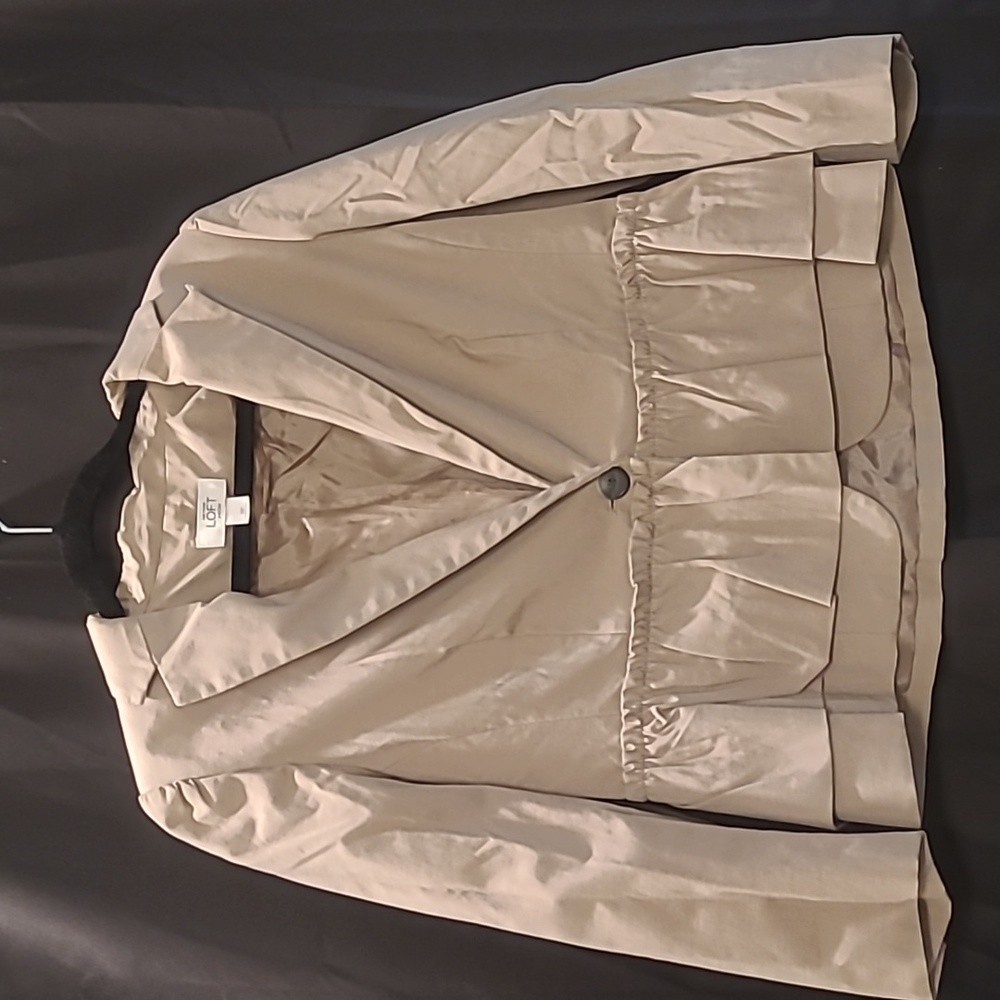 LOFT Women's Beige Peplum Blazer
